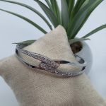 Bracelet Argenté "Élégance Entrelacée"
