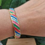 Bracelet en Acier Inoxydable avec Motifs Colorés